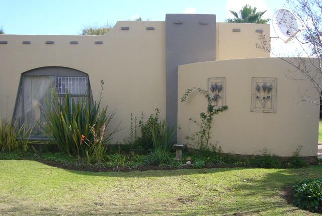 To Let 3 Bedroom Property for Rent in Ladybrand Free State